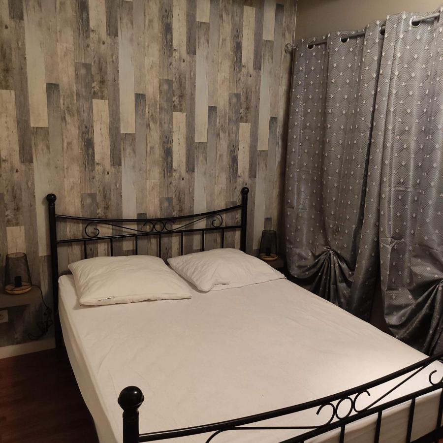 La Basse Biguerie Proche Zoo De La Fleche Holiday home *